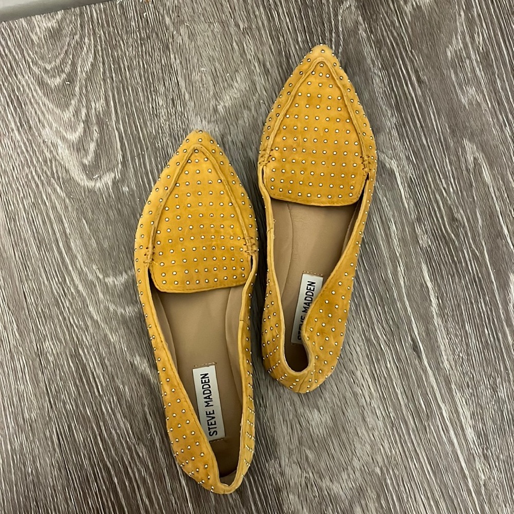 Steve Madden Studded Flats